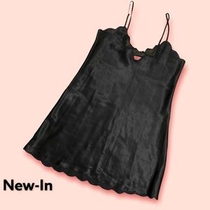 🛑 Black / lace hearts nightgown